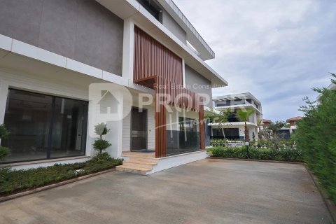 5 rooms Villa in Luong Phu, Vietnam No. 11774 19