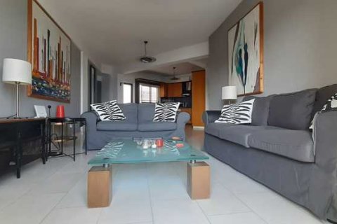 2 dormitorios Apartment en Limassol, Cyprus No. 33865 2