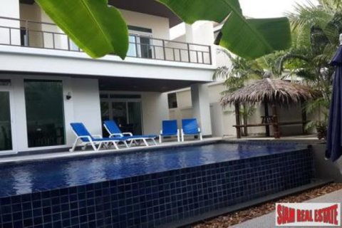 4 dormitorios Villa en Jomtien Beach, Thailand No. 96488 1