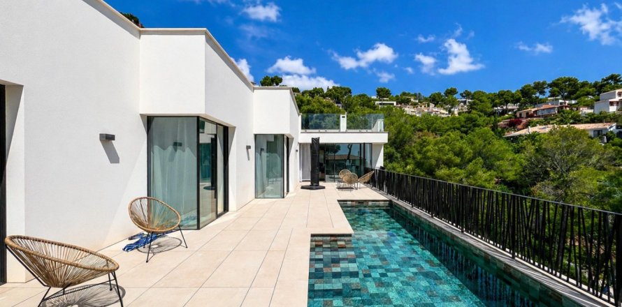 5 bedrooms Villa in Costa D'en Blanes, Spain No. 126392