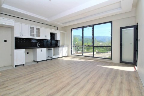 3 bedrooms Apartment in Yen Lac, Vietnam No. 11328 9