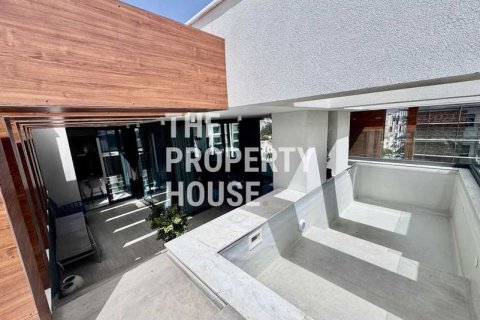 3 bedrooms Penthouse in Germasogeia, Cyprus No. 103037 4