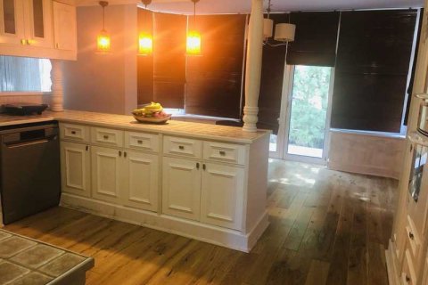 Вилла с 4 спальнями в Перволия, Кипр №80762 4