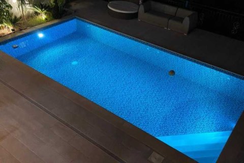 Дом с 4 спальнями в Гермасойя, Кипр №29719 5