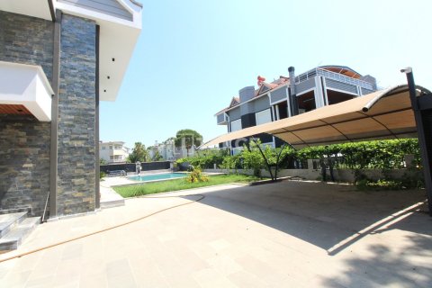 4 bedrooms Villa in Vu Xa, Vietnam No. 22099 11