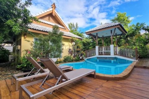 4 bedrooms House in Chiang Mai, Thailand No. 97748 1