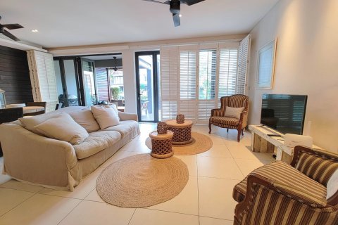 3 bedrooms Duplex in Black River, Mauritius No. 86620 4