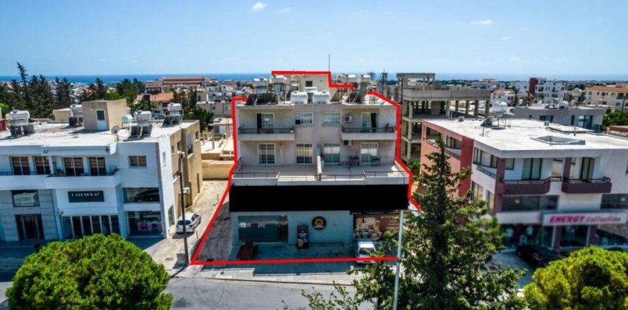566m² Commercial property in Limassol, Cyprus No. 105036