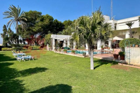 Вилла с 3 спальнями в Айя Напа, Кипр №82433 3