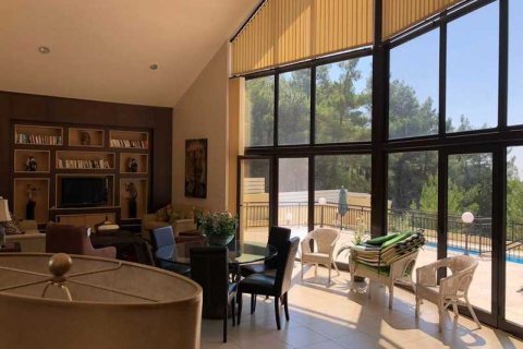 4 bedrooms House in Pano Platres, Cyprus No. 31782 4