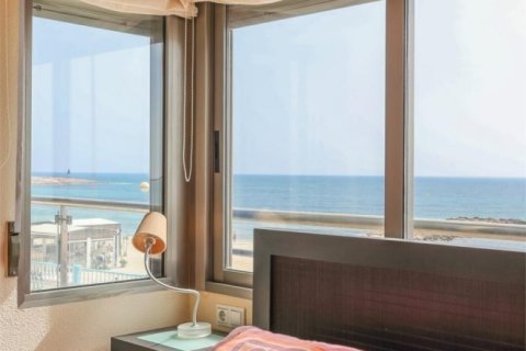 4 bedrooms Apartment in Hai Bac, Vietnam No. 92220 8