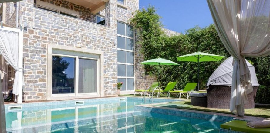 4 bedrooms Villa in Rethymno, Greece No. 109056