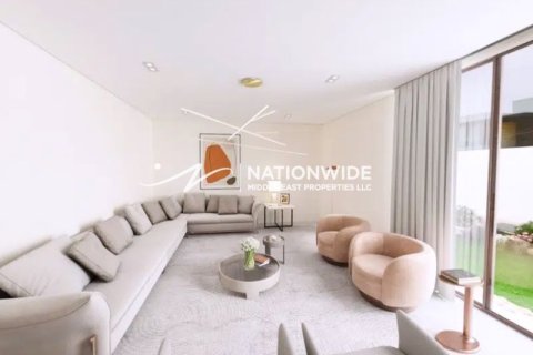 6 bedrooms Villa in Binh Duong, Vietnam No. 90941 1