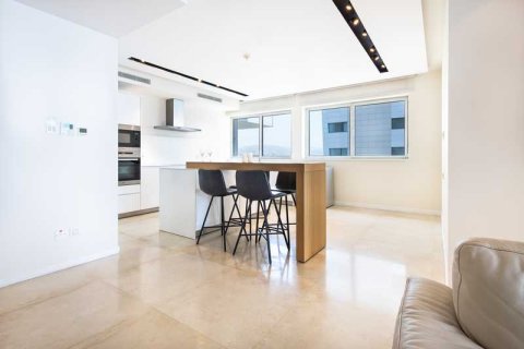 Квартира с 3 спальнями в Лимассол, Кипр №65764 6