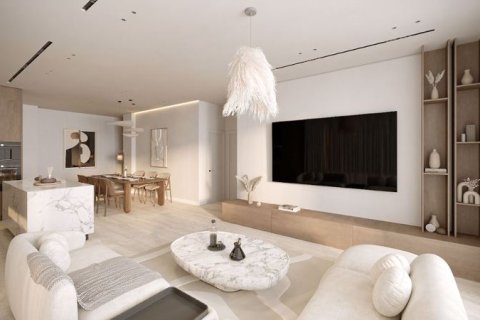 4 bedrooms Villa in Paralimni, Cyprus No. 76730 3