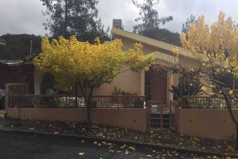 Дом с 3 спальнями в Като Платрес, Кипр №29612 11