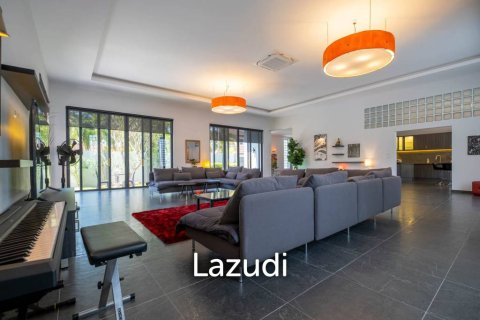 4 bedrooms House in Chiang Mai, Thailand No. 98024 4