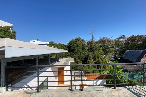 4 bedrooms House in Chiang Mai, Thailand No. 1372 17