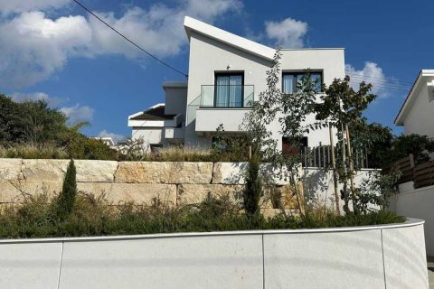 3 bedrooms House in Agios Tychonas, Cyprus No. 78362 2