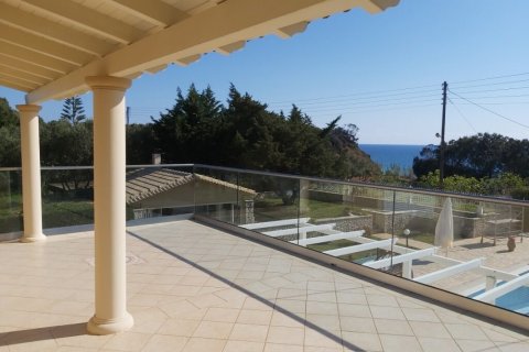 3 bedrooms Villa in Corfu, Greece No. 51993 13