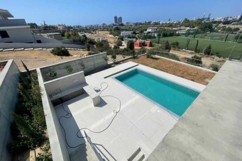 2 bedrooms Apartment in Limassol, Cyprus No. 33442 15