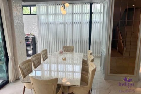 4 bedrooms House in Chiang Mai, Thailand No. 97696 9