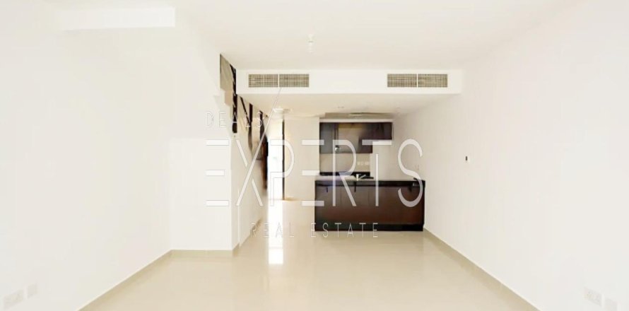 2 bedrooms Villa in Al Reef, UAE No. 129743