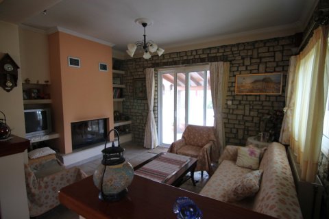 4 bedrooms Villa in Corfu, Greece No. 104944 7