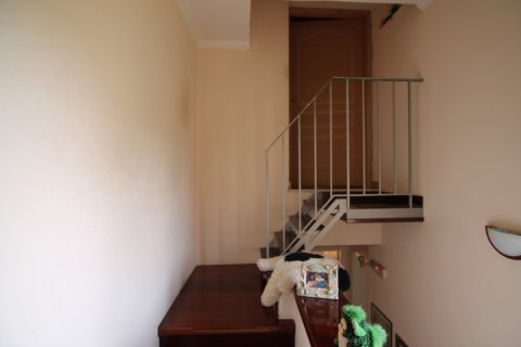 4 bedrooms Villa in Corfu, Greece No. 104944 3