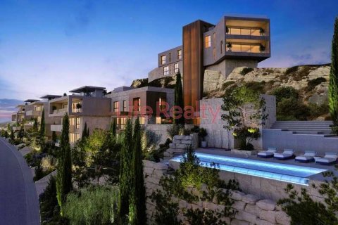 2 bedrooms Apartment in Agios Tychonas, Cyprus No. 102551 1