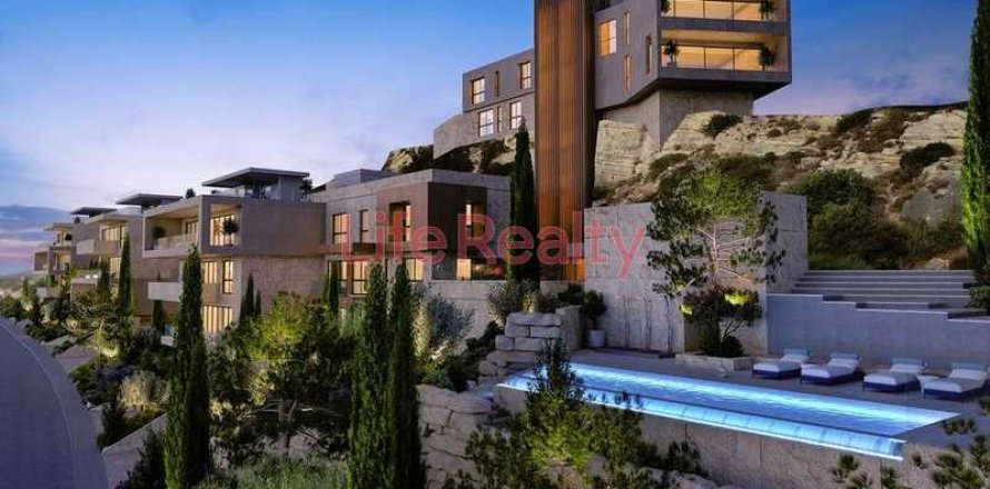 2 bedrooms Apartment in Agios Tychonas, Cyprus No. 102551