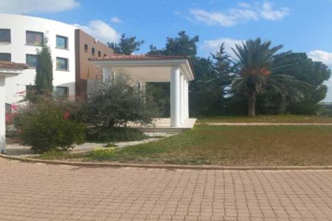 3 bedrooms House in Latsia, Cyprus No. 79627 4