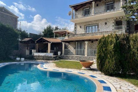 3 bedrooms Villa in Corfu, Greece No. 109474 3