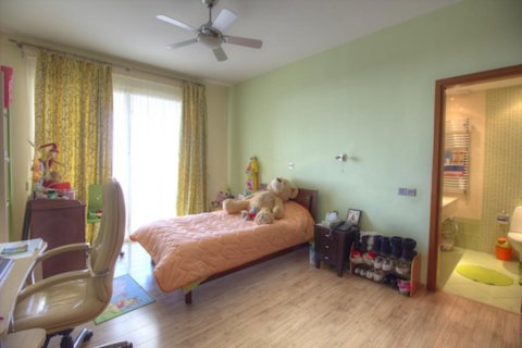 5 bedrooms Villa in Limassol, Cyprus No. 106124 7