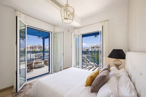 3 bedrooms Villa in Limassol, Cyprus No. 37968 13