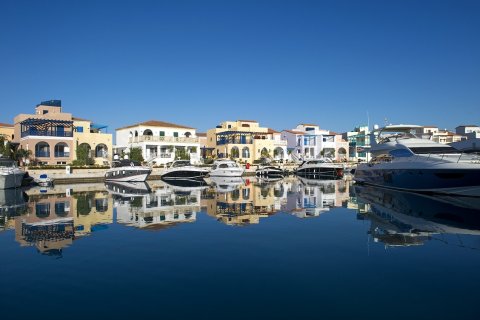 3 bedrooms Villa in Limassol, Cyprus No. 37968 10