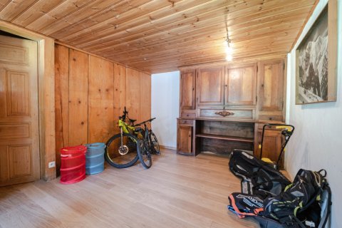 3 bedrooms House in Chamonix-Mont-Blanc, France No. 99465 1