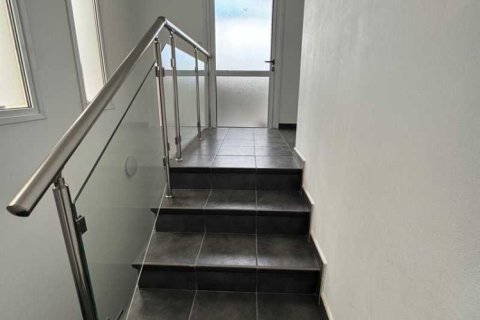 4 bedrooms House in Agios Tychonas, Cyprus No. 80770 6