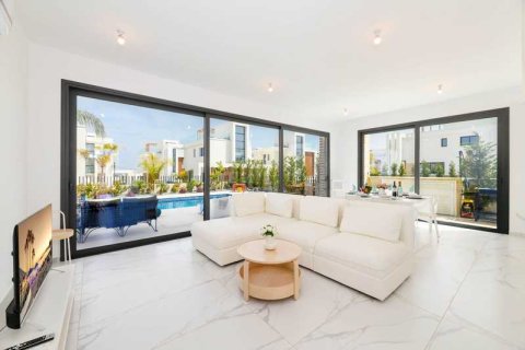 3 bedrooms Villa in Protaras, Cyprus No. 28633 3