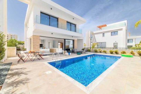 3 bedrooms Villa in Protaras, Cyprus No. 28633 1