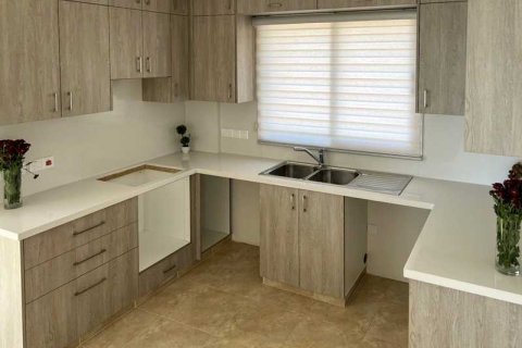 Дом с 6 спальнями в Пейя, Кипр №75990 13