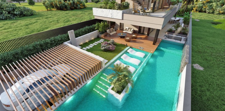 5 bedrooms Villa in Fuengirola, Spain No. 112250