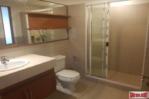 4 bedrooms Apartment in Bangkok, Thailand No. 96819 18