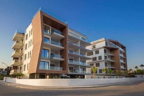 2 bedrooms Apartment in Agios Athanasios, Cyprus No. 32859 1