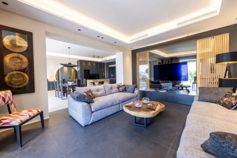 4 dormitorios Apartment en Cannes, France No. 69175 5