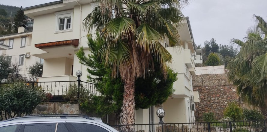 6 bedrooms Villa in Chau Lang, Vietnam No. 113952