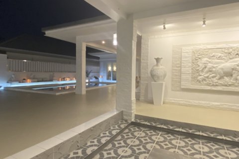 160m² Villa in Phuket, Thailand No. 97401 23