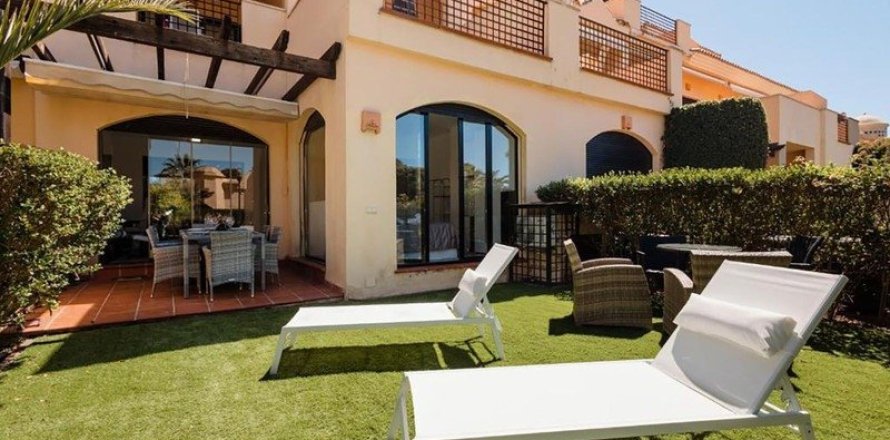 3 chambres Appartement à Marbella, Spain No. 112535