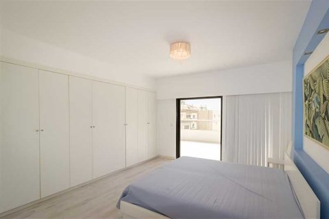 3 bedrooms Penthouse in Limassol, Cyprus No. 76082 6