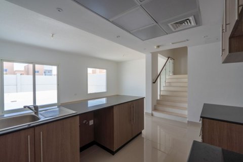 3 chambres Townhouse à Al Hadid W Solb Housing, Vietnam No. 5812 4
